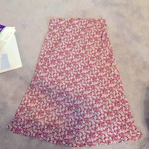 Banana republic floral midi skirt. Was sent two.